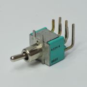 Тумблер BS 9561 A22H on-on, угловые выводы