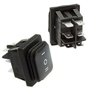 Переключатель SB090 IP65 (on)-off-(on) 22x30